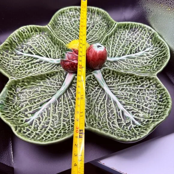 Vintage Majolica Cabbage Leaf Serving Plate With Fruit Accents 12 inch - Picture 7 of 8